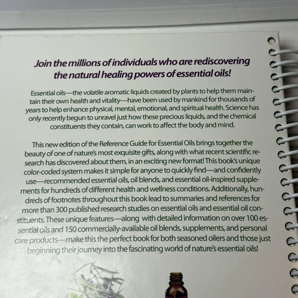 Quick Reference Guide for Essential‎ Oils 2013 - Spiral-bound - GOOD